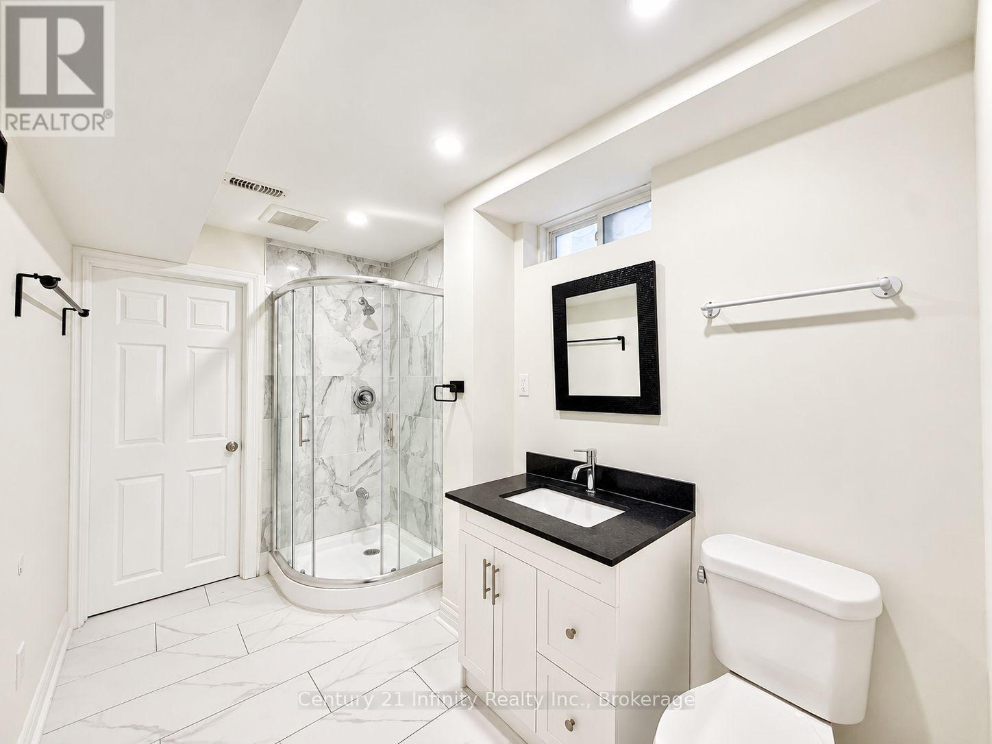 2339 Dress Circle Crescent Property Photo 14