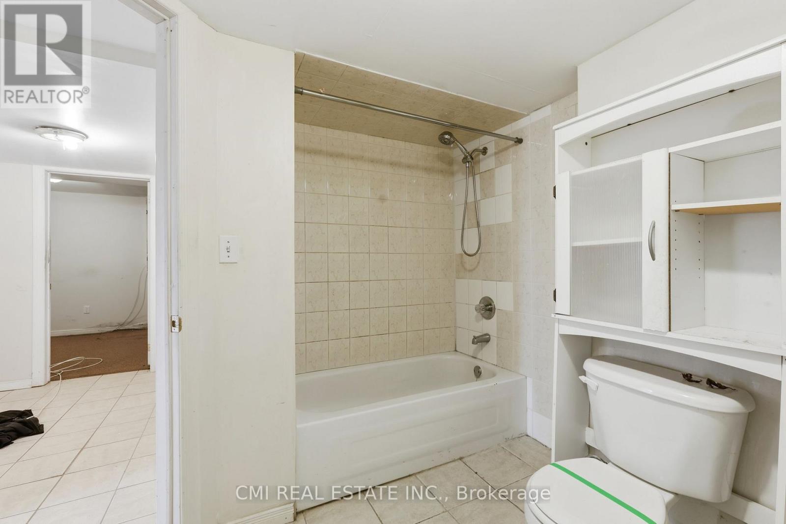 2275 Chapman Court Property Photo 27