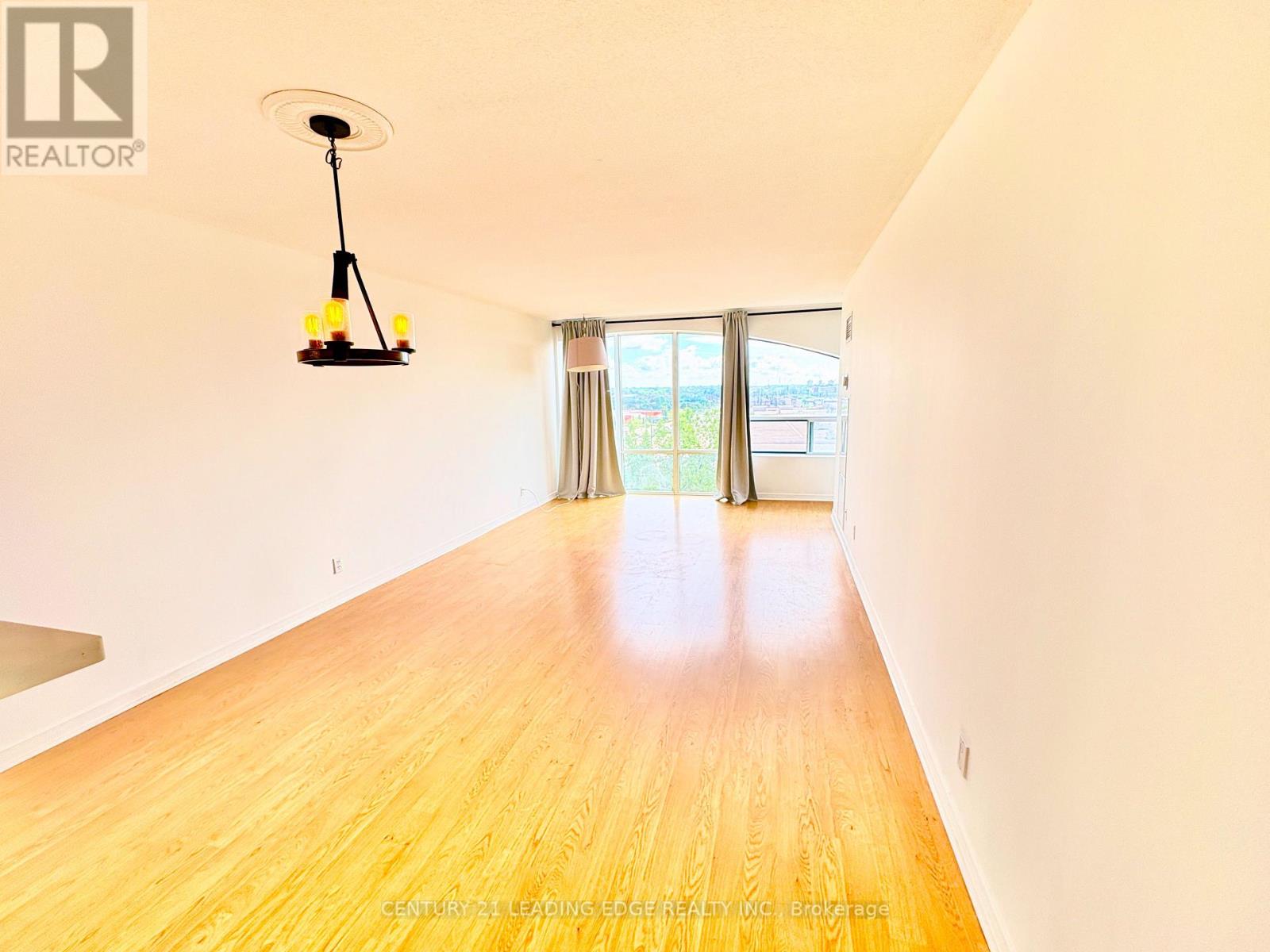815 - 1665 Pickering Parkway Property Photo 6