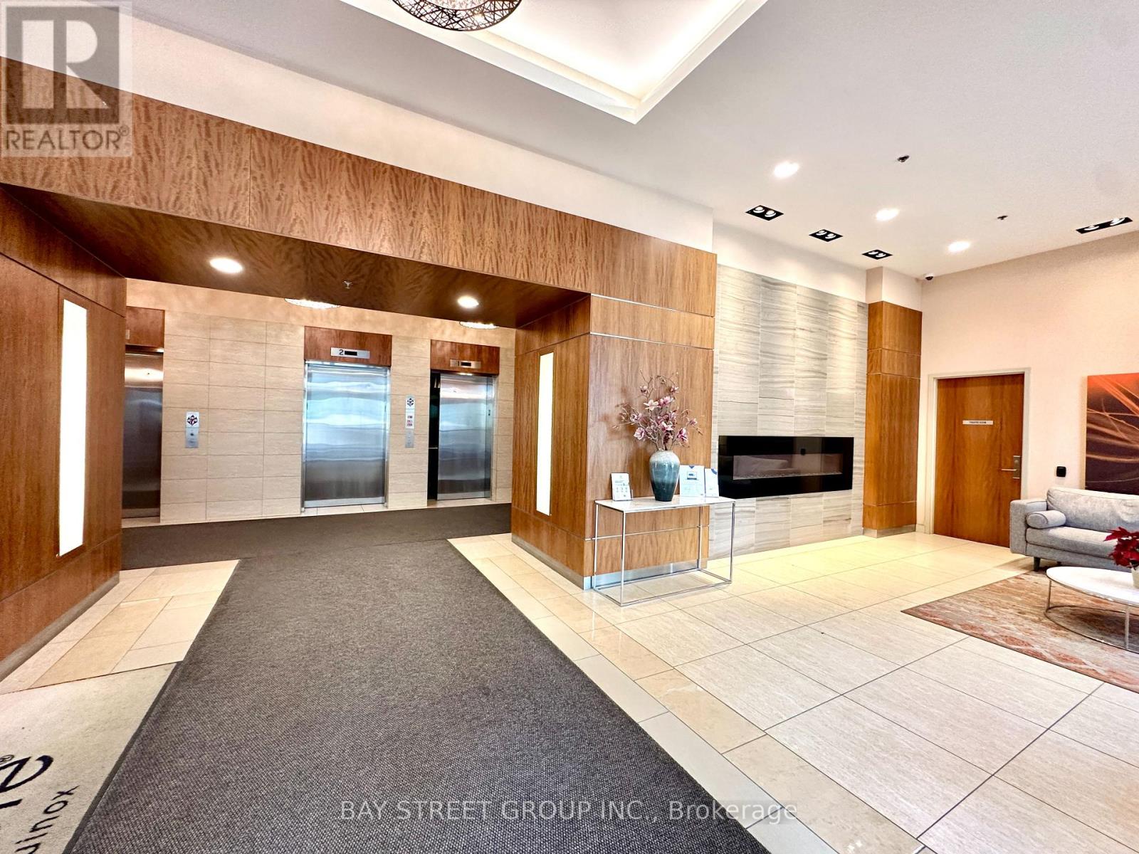 2605 - 50 TOWN CENTRE COURT Property Photo 1