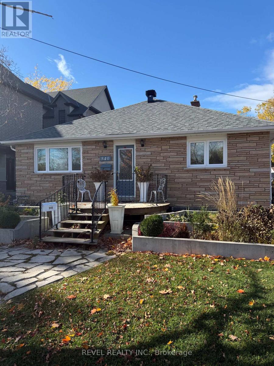 540 WEST SHORE BOULEVARD Property Photo 1