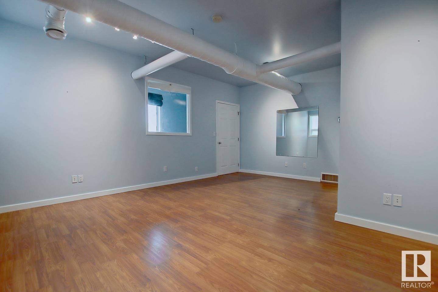 4807 52 St Property Photo 10