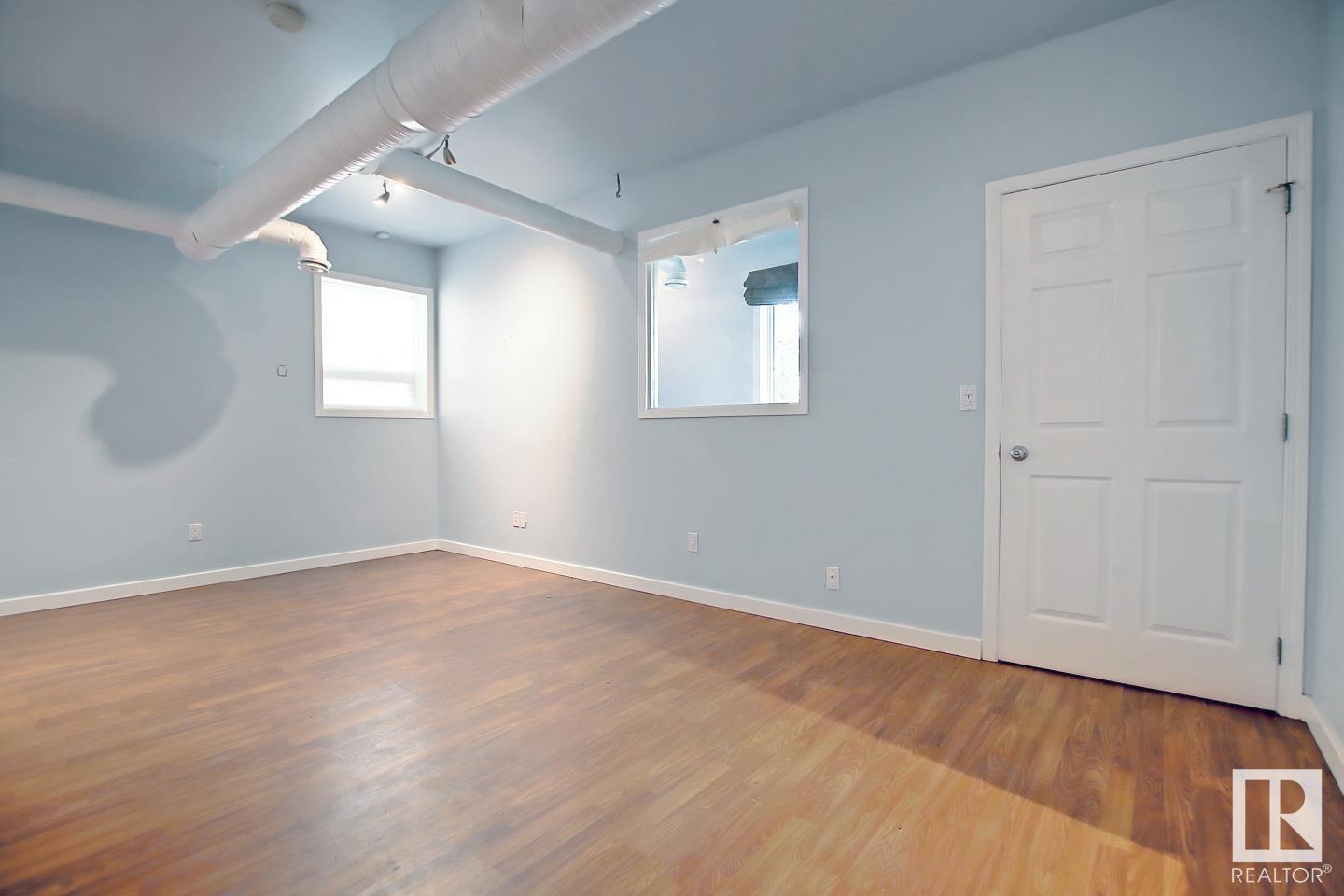 4807 52 St Property Photo 12
