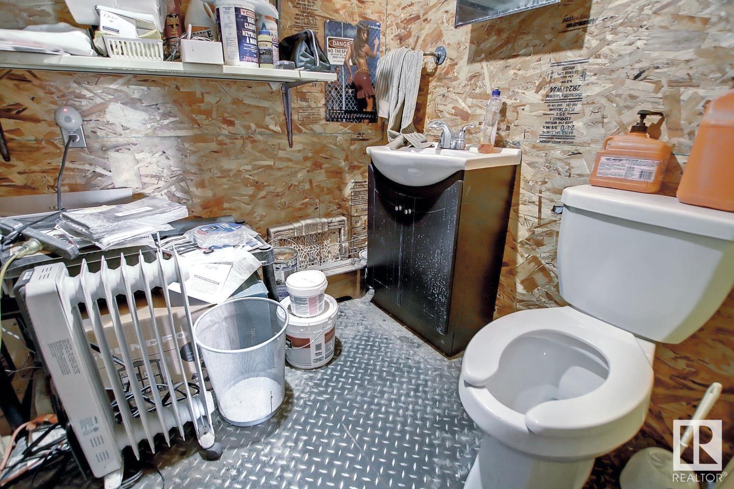 4807 52 St Property Photo 21