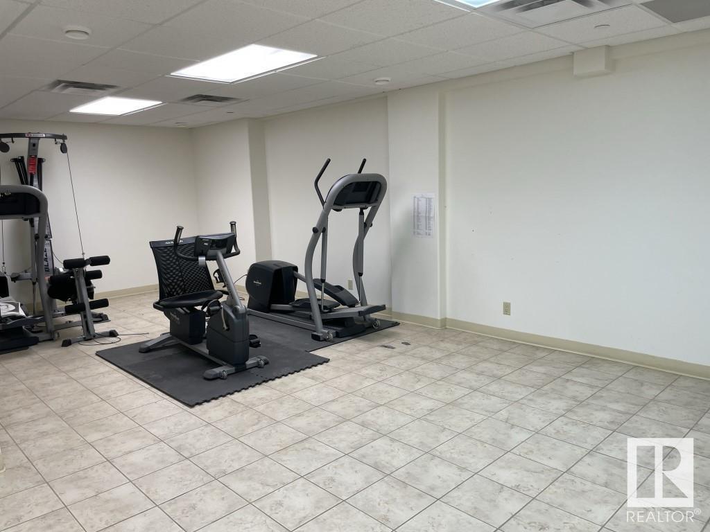 6229 54 Av Property Photo 14