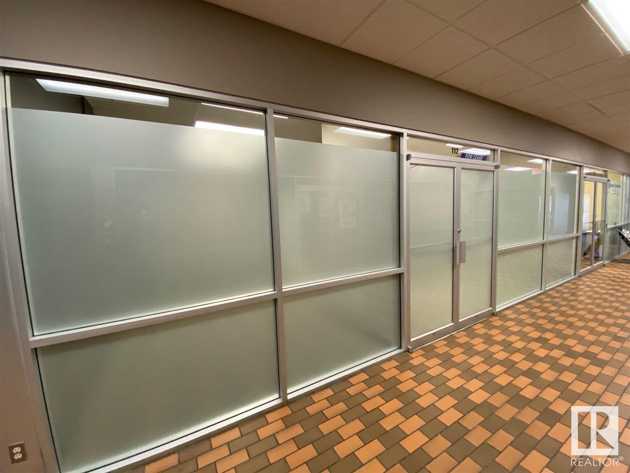 4910 50 Av Property Photo 5