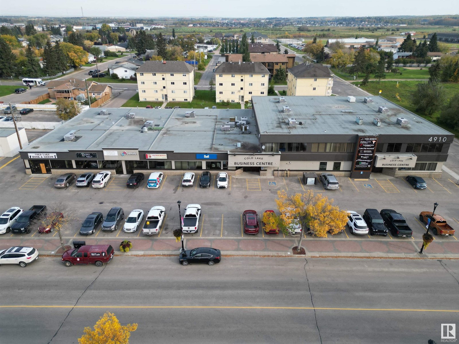 4910 50 Av Property Photo 9