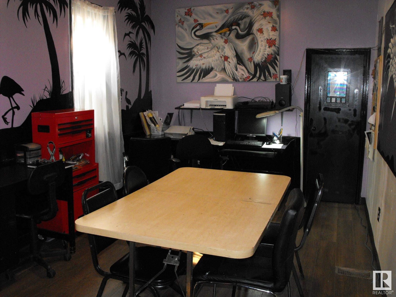 18 Centre St Property Photo 11