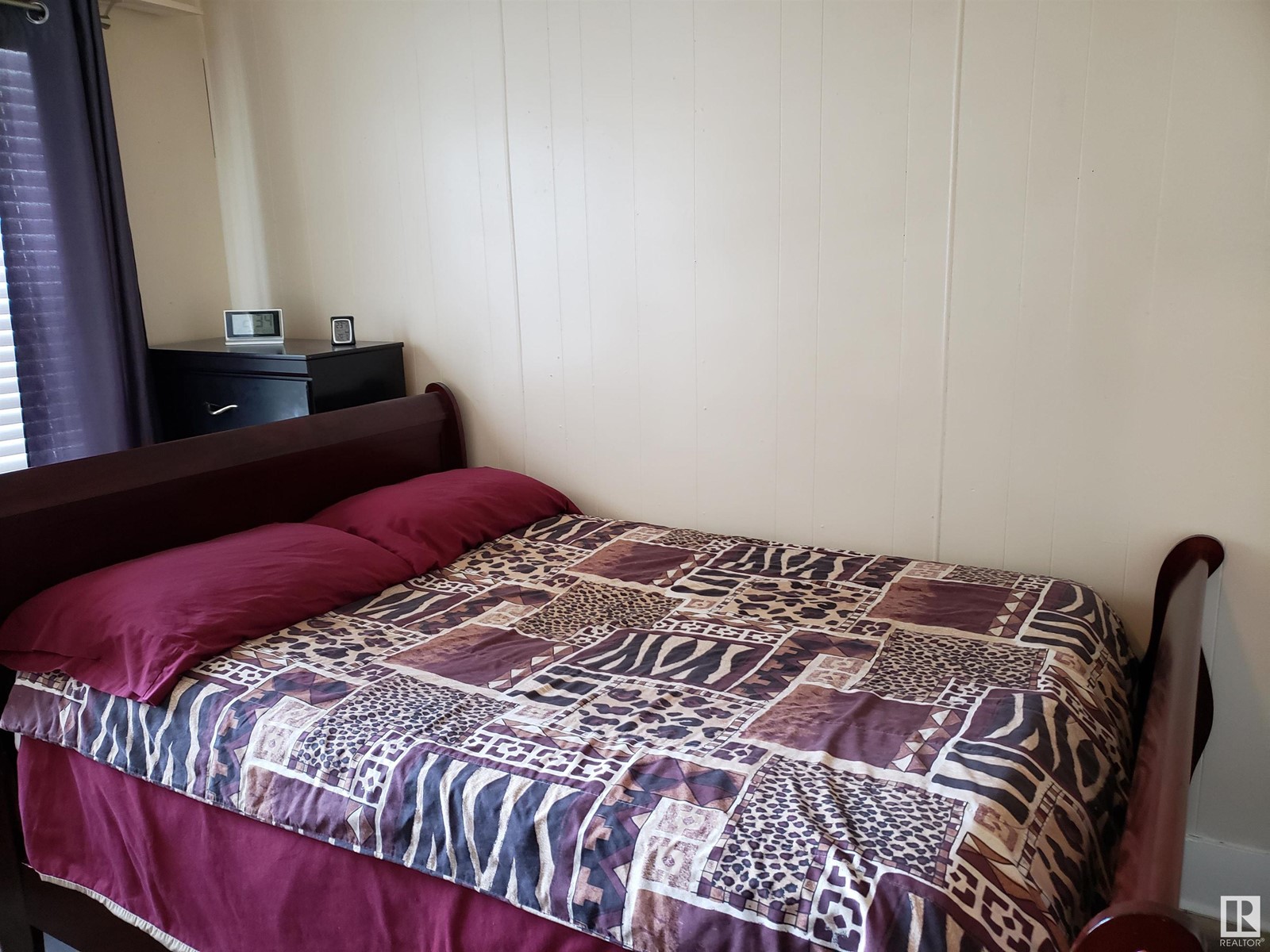 4823 50 Av Property Photo 17
