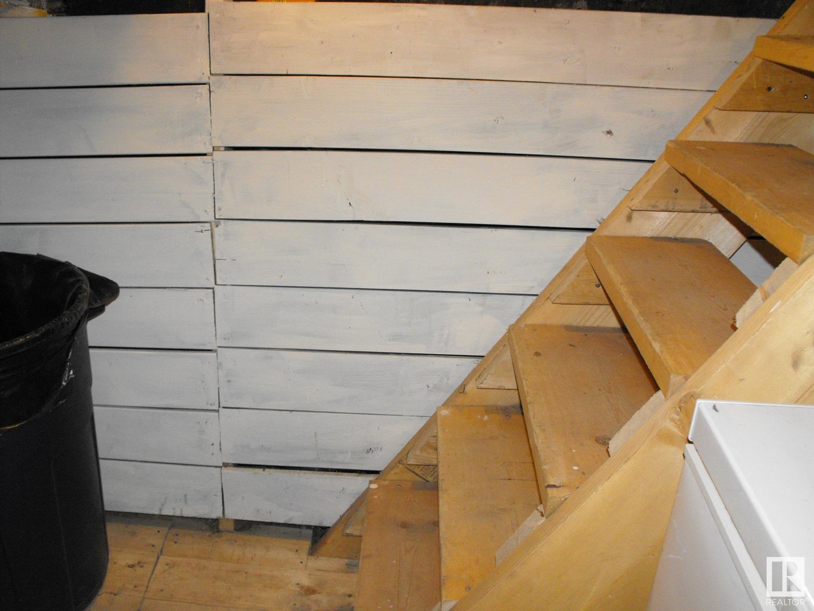 4823 50 Av Property Photo 24