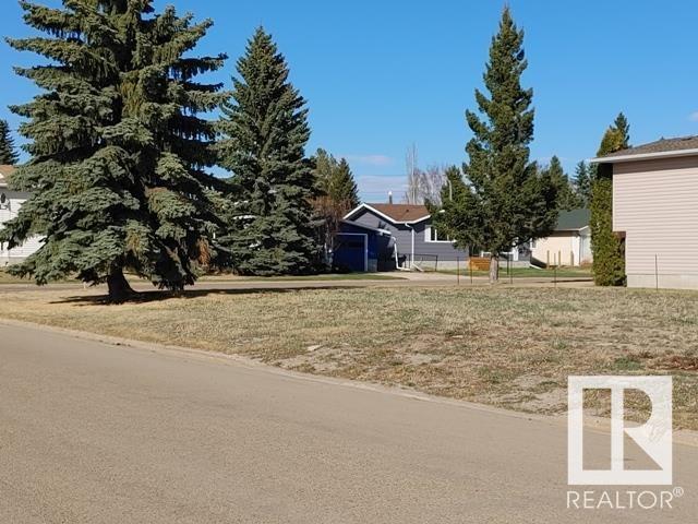 5515 48 St Property Photo 4