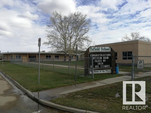 5515 48 St Property Photo 11