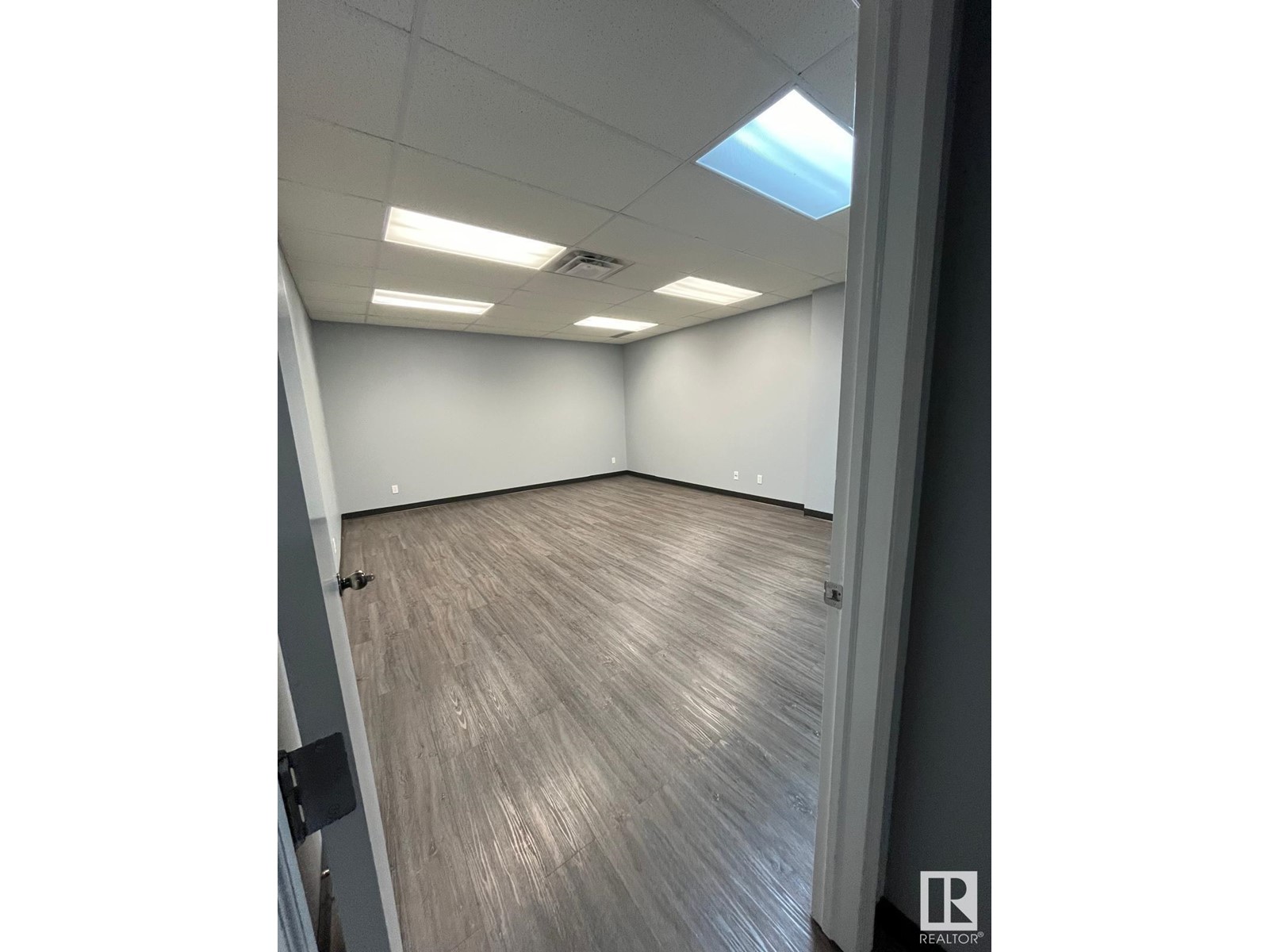 25 Chisholm Av Property Photo 16