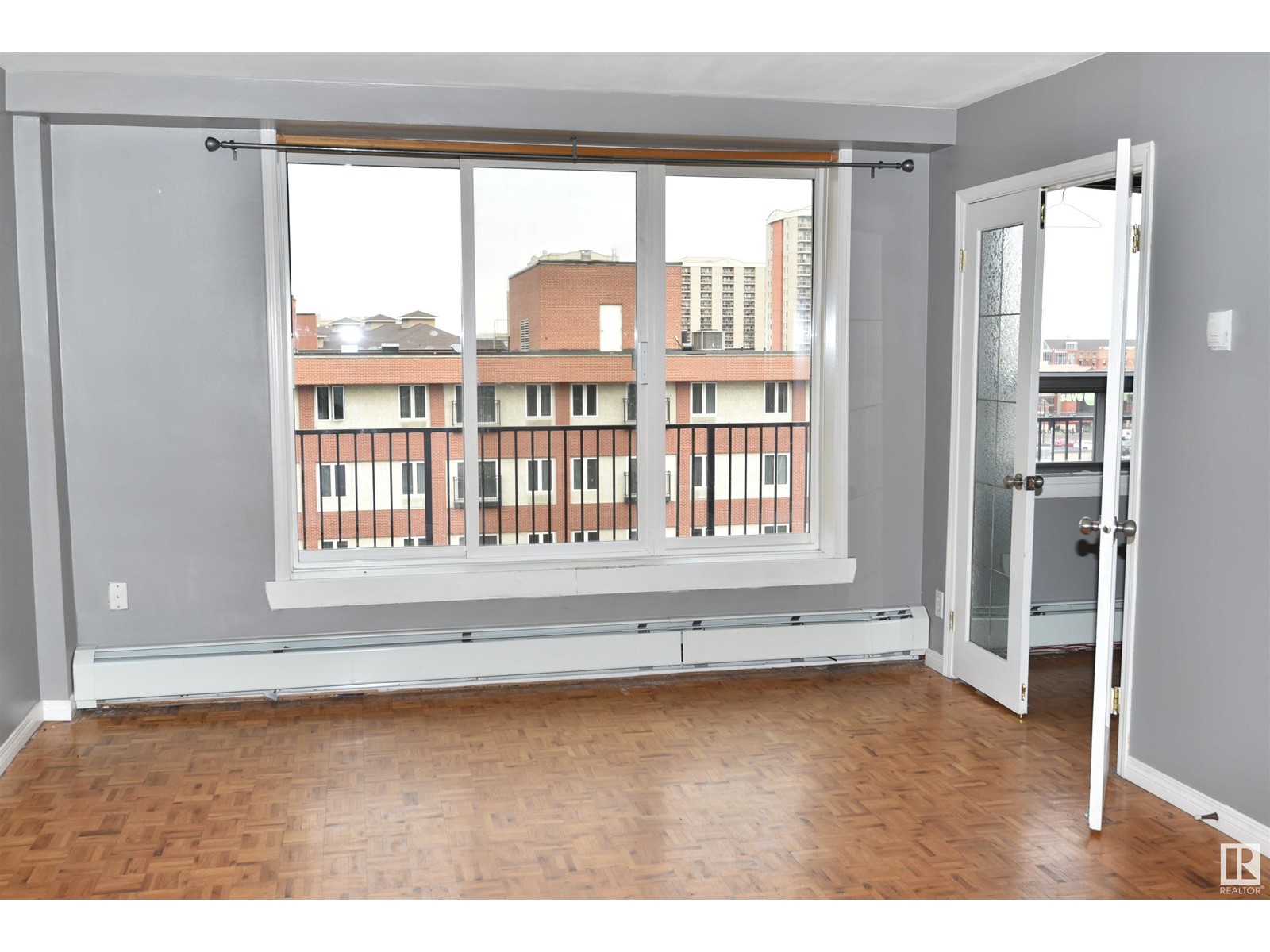 #606 11025 Jasper Av Nw Property Photo 3