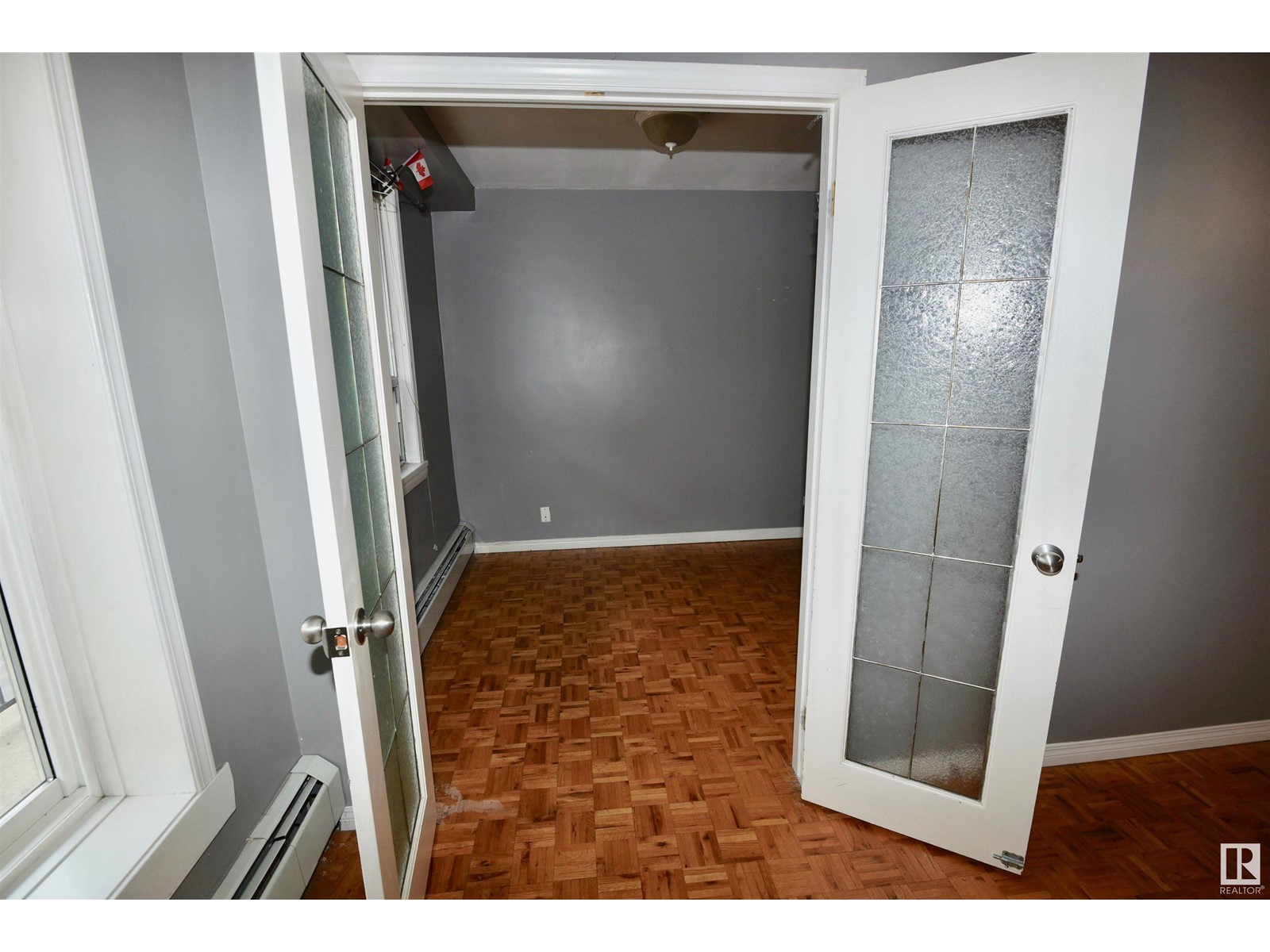 #606 11025 Jasper Av Nw Property Photo 6
