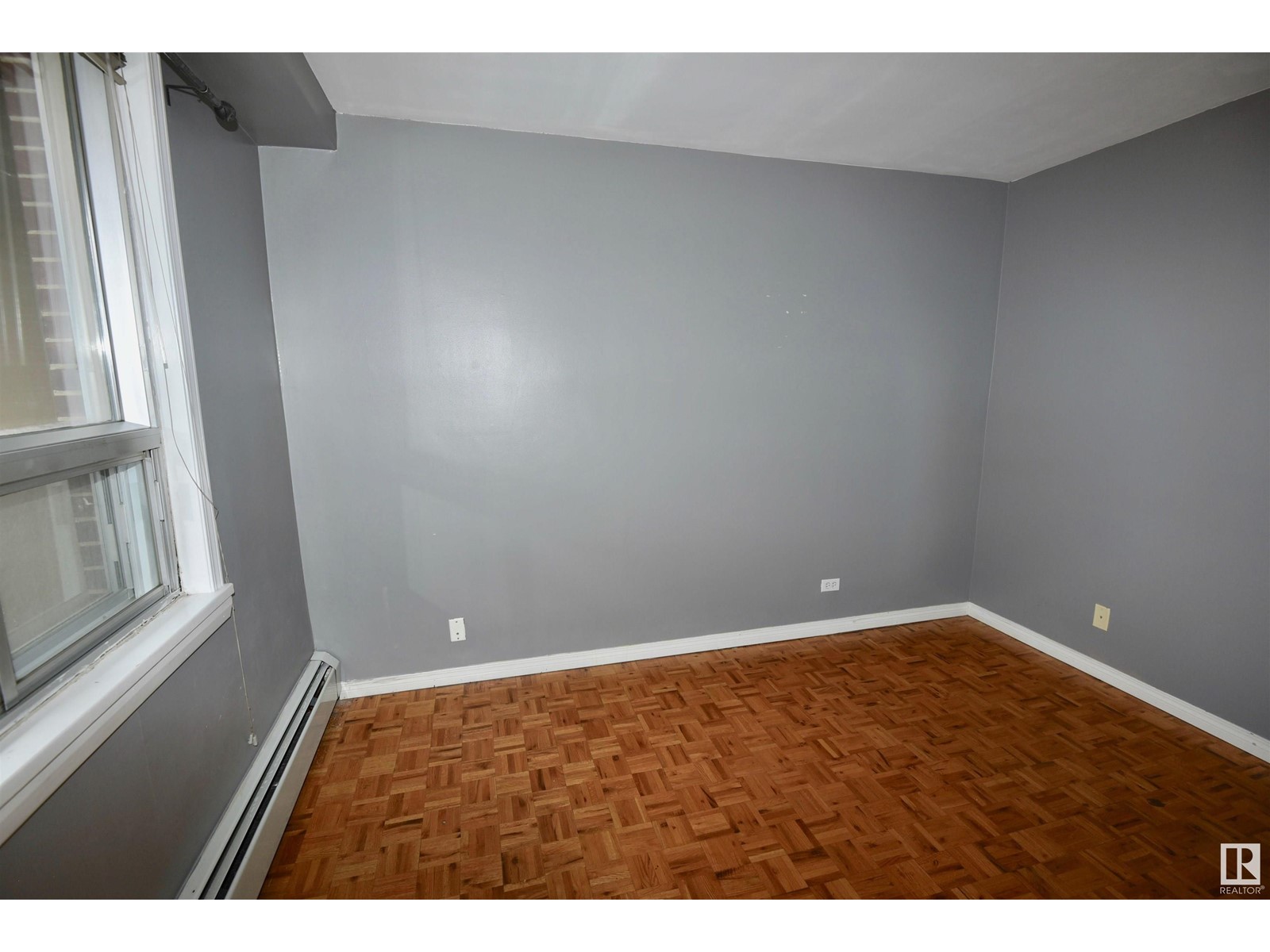 #606 11025 Jasper Av Nw Property Photo 7