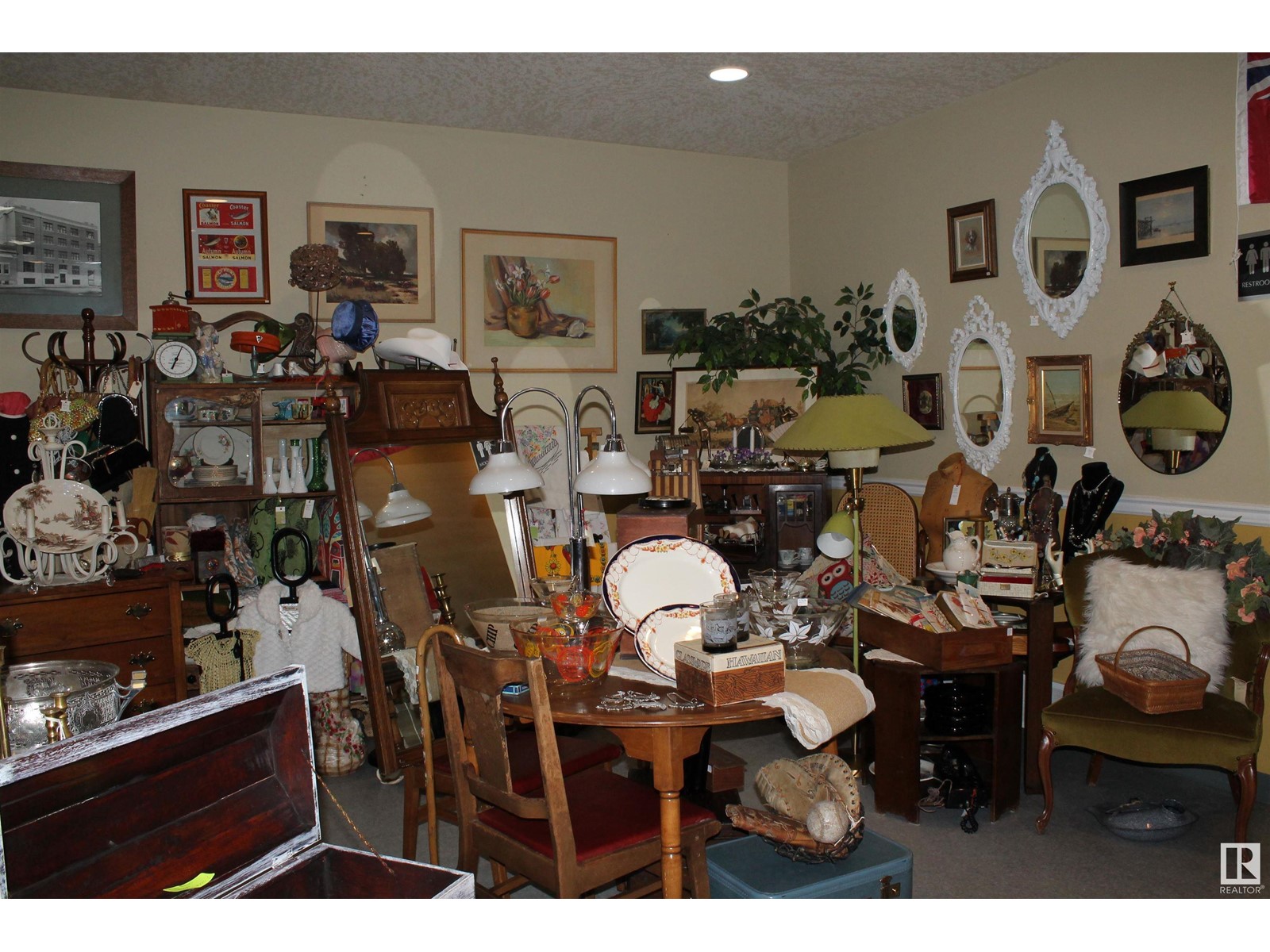 5212 Lac Ste Anne Trail N Property Photo 5