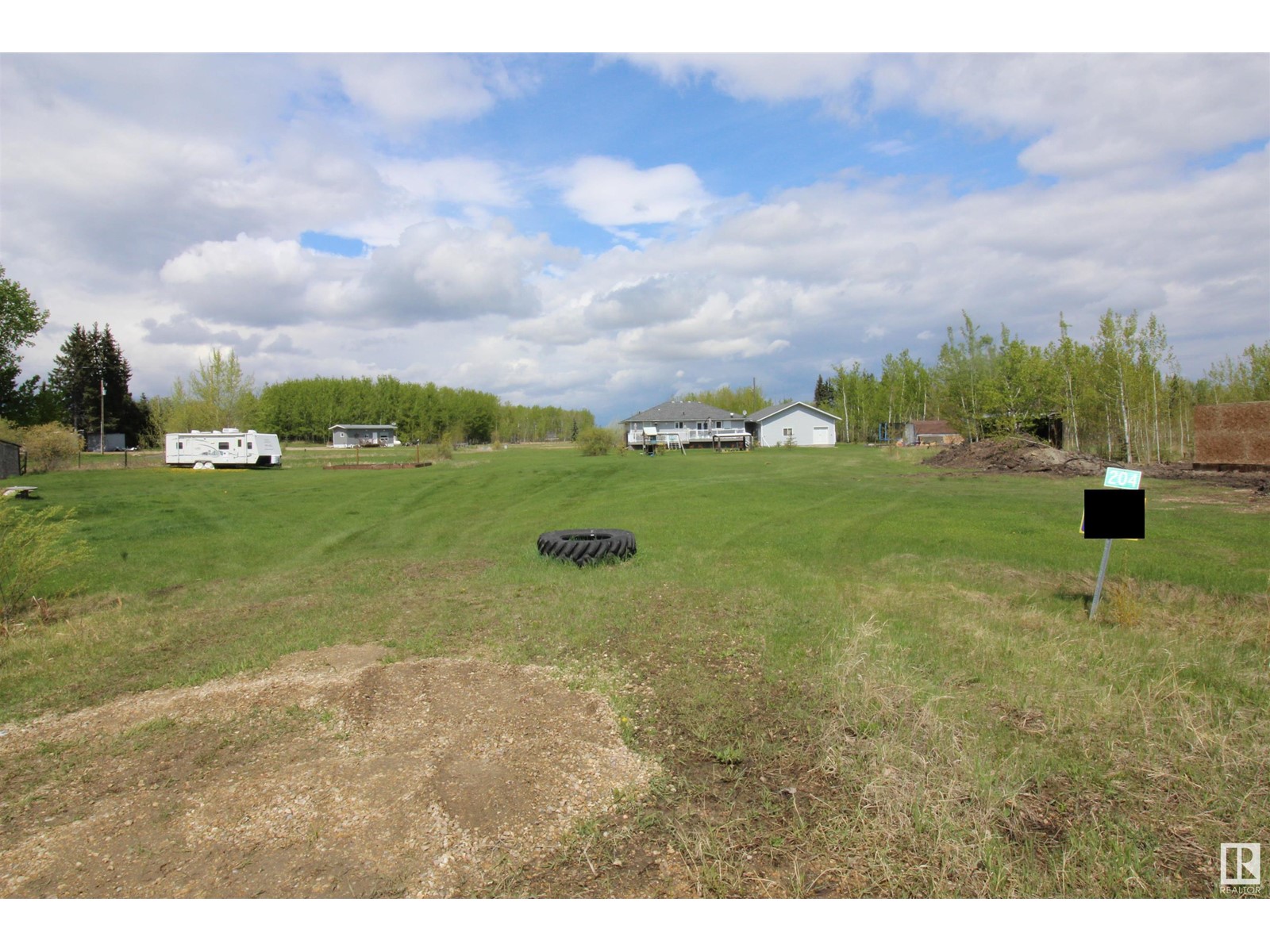 204 57328 Range Road 30 Property Photo 2