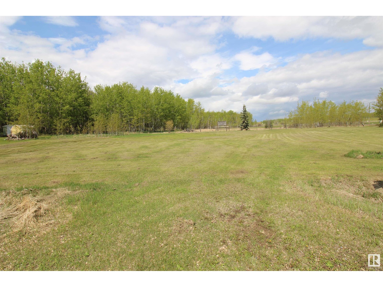 104 57330 Range Road 30 Property Photo 2