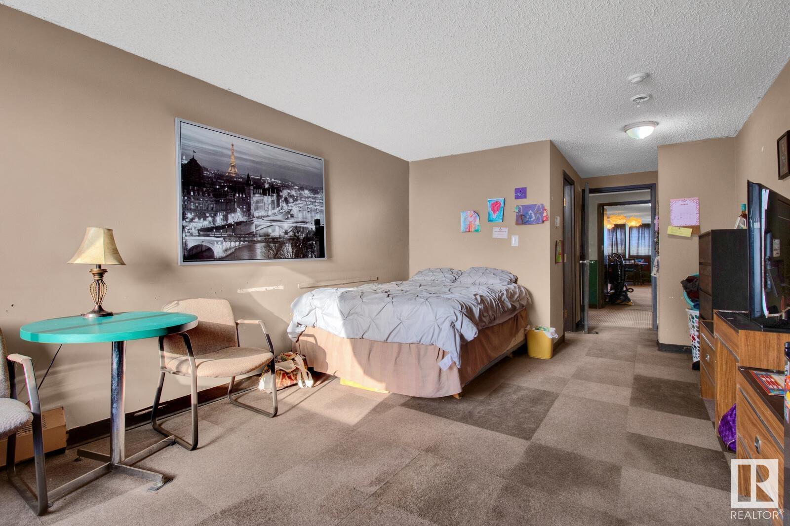 5102 50 Av Property Photo 30