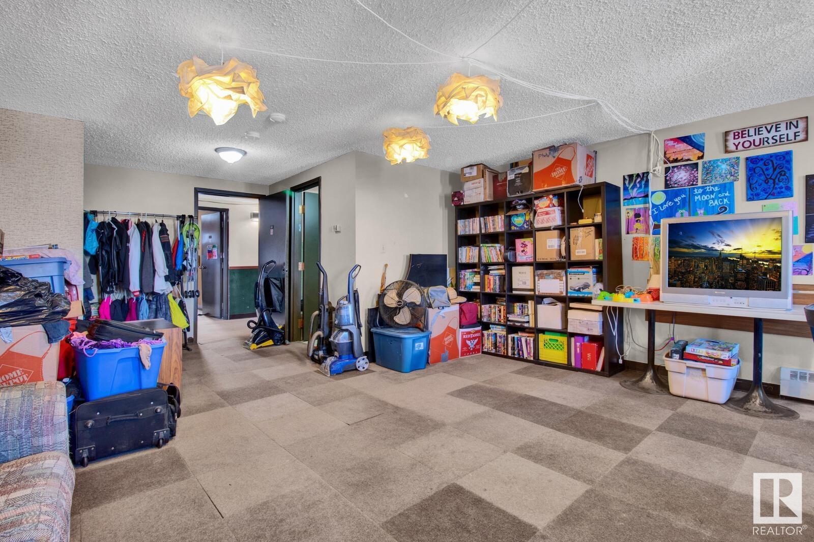 5102 50 Av Property Photo 33