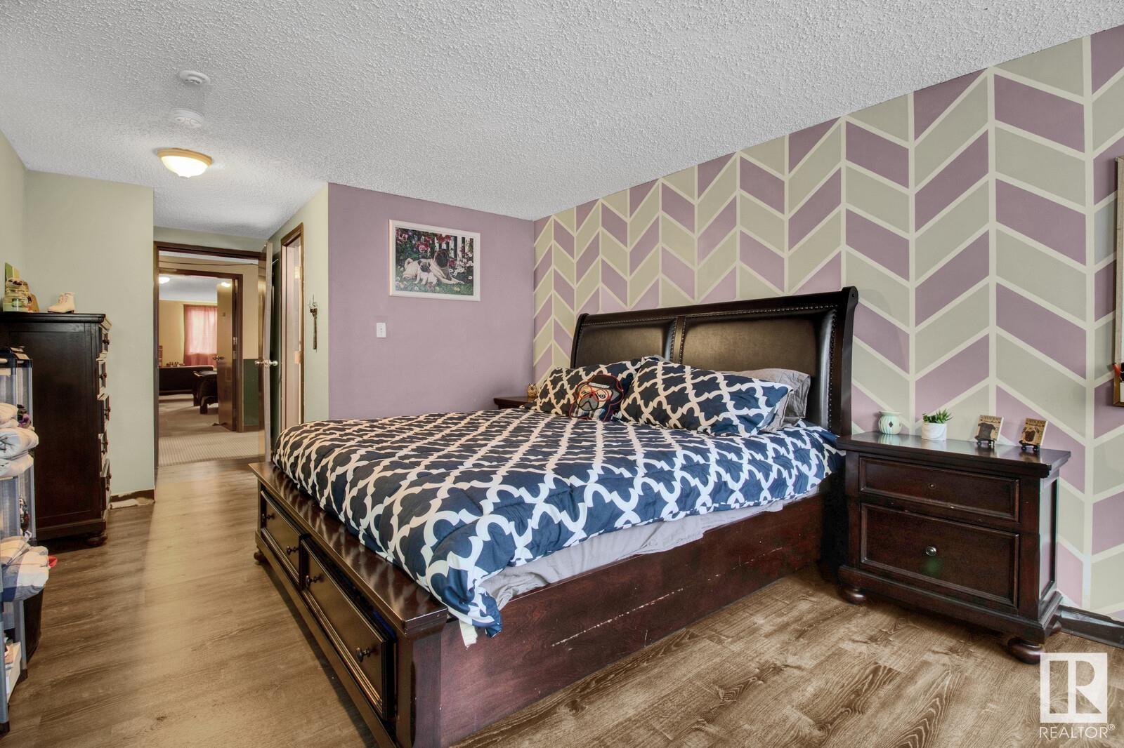 5102 50 Av Property Photo 37