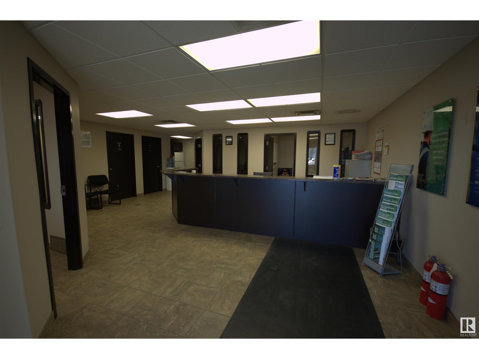 4703 54 Avenue Property Photo 2
