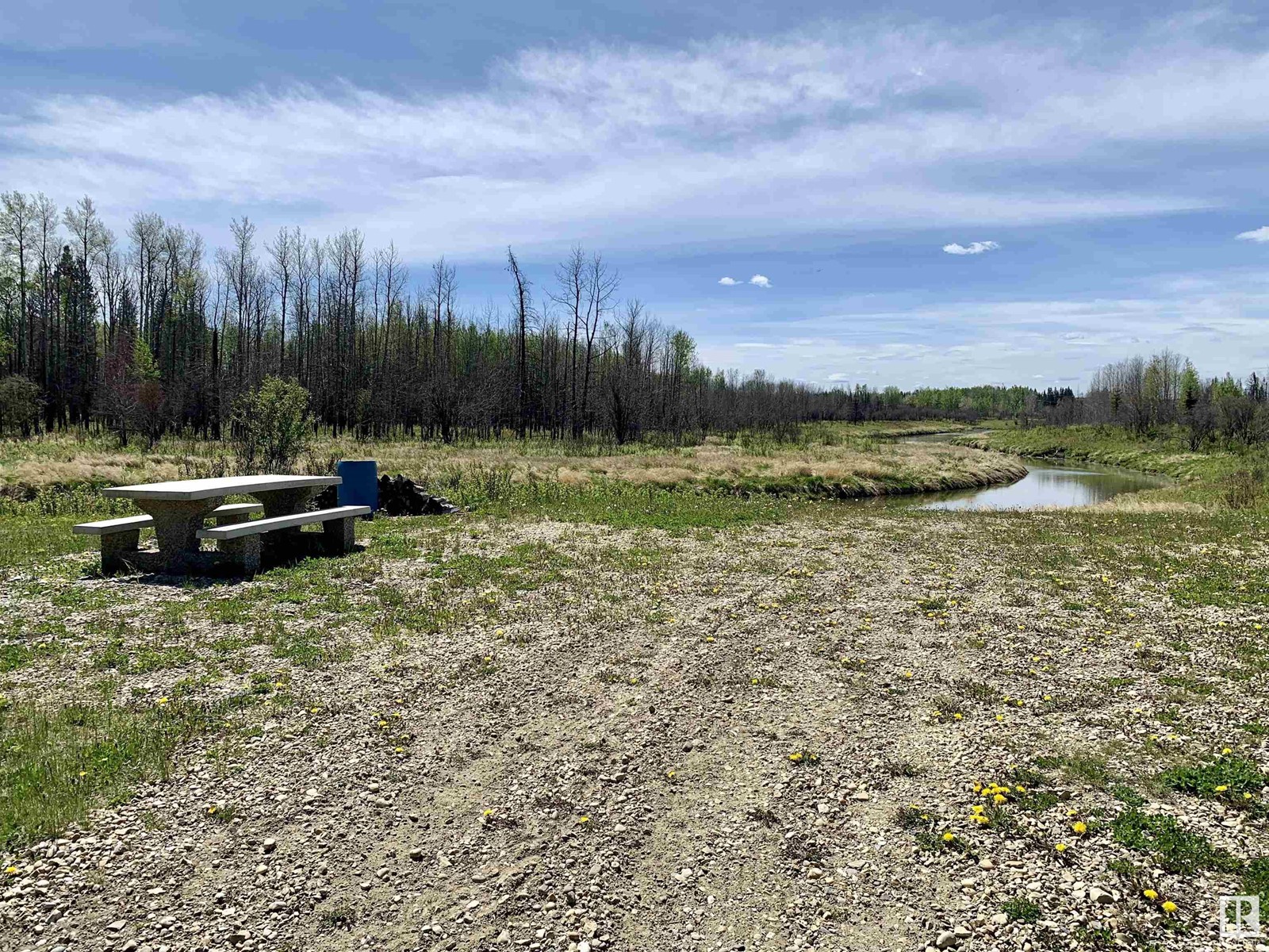 #72 9002 Hwy 16 Property Photo 3