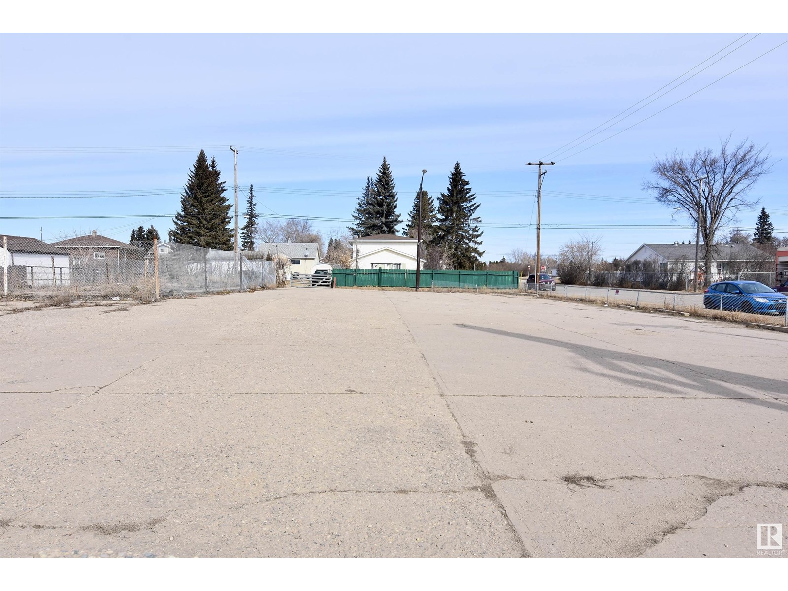 5306 50 Av Property Photo 1