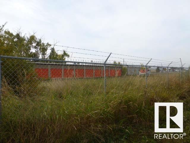 4904 & 4908 50 Ave Property Photo 19