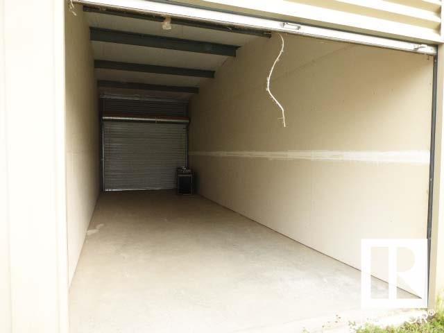 4904 & 4908 50 Ave Property Photo 20