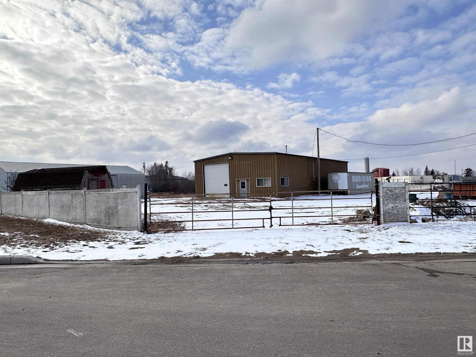 10808 97 Av Property Photo 24