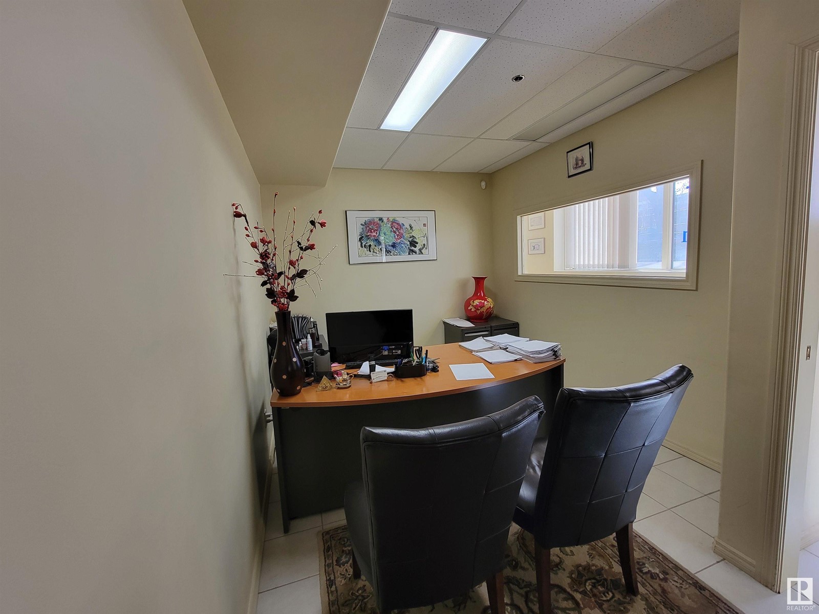 10155 112 St Nw Property Photo 10