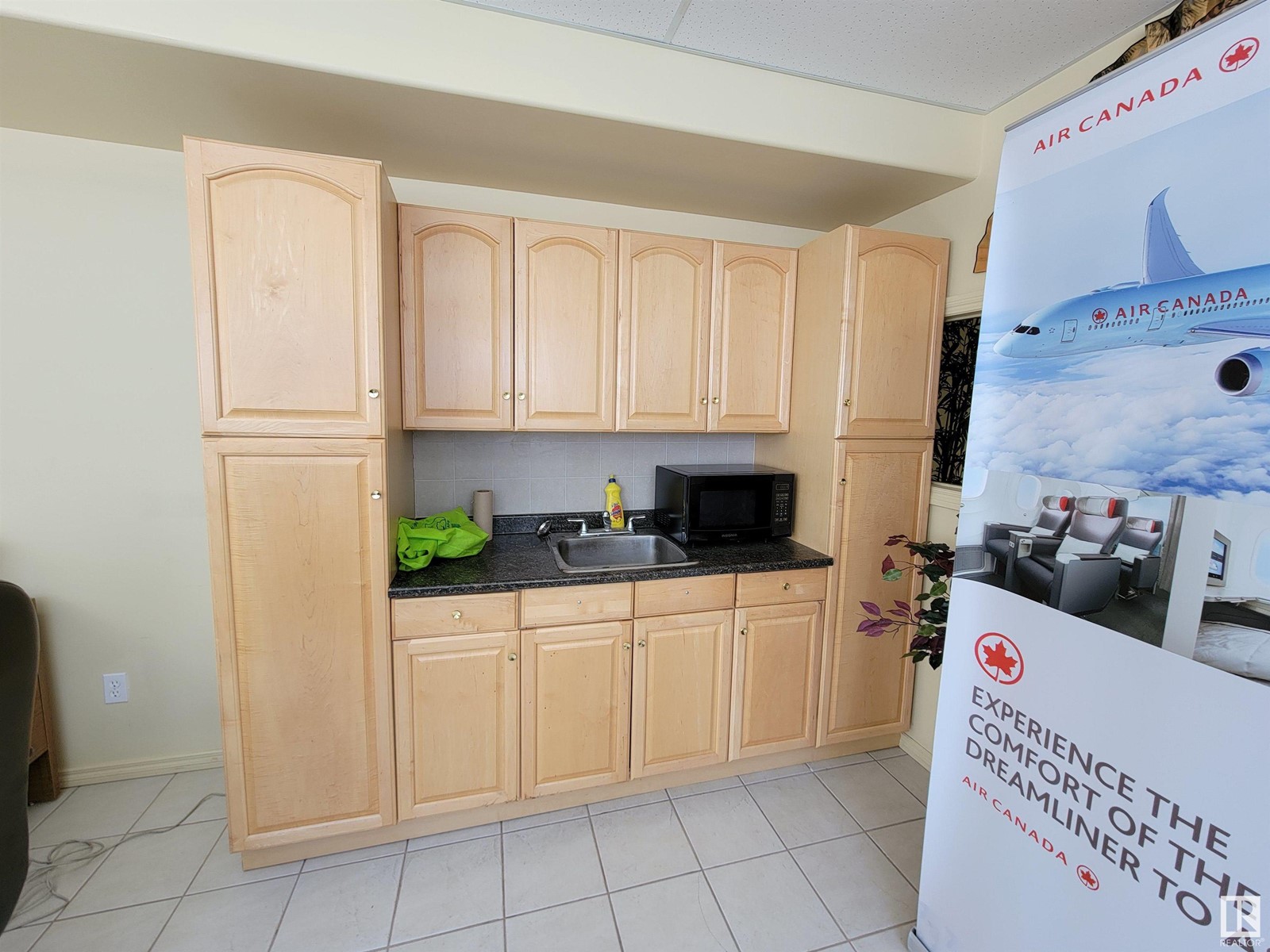 10155 112 St Nw Property Photo 12