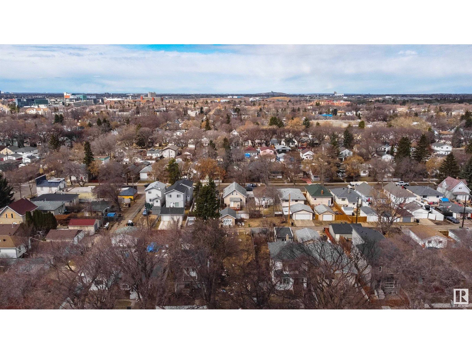 12026 93 St Nw Property Photo 10