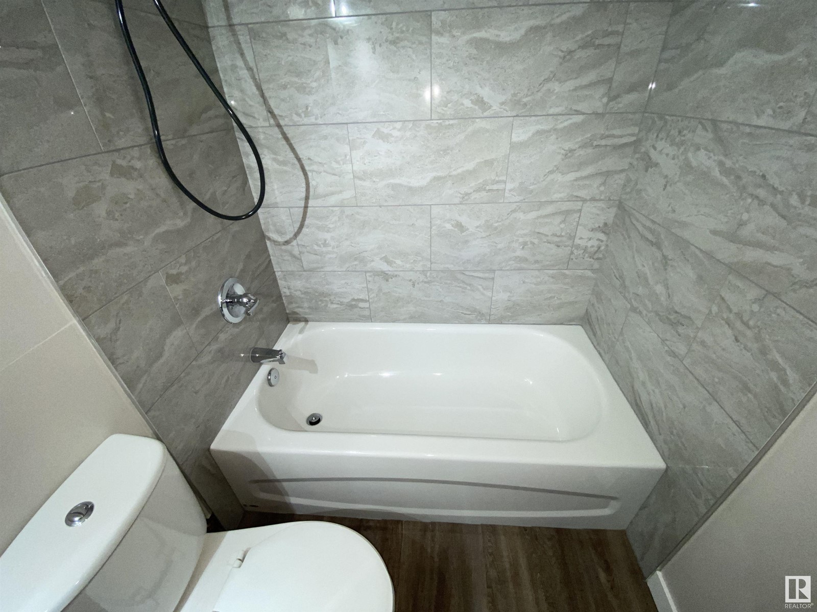 4943 Chalmers Av Property Photo 6
