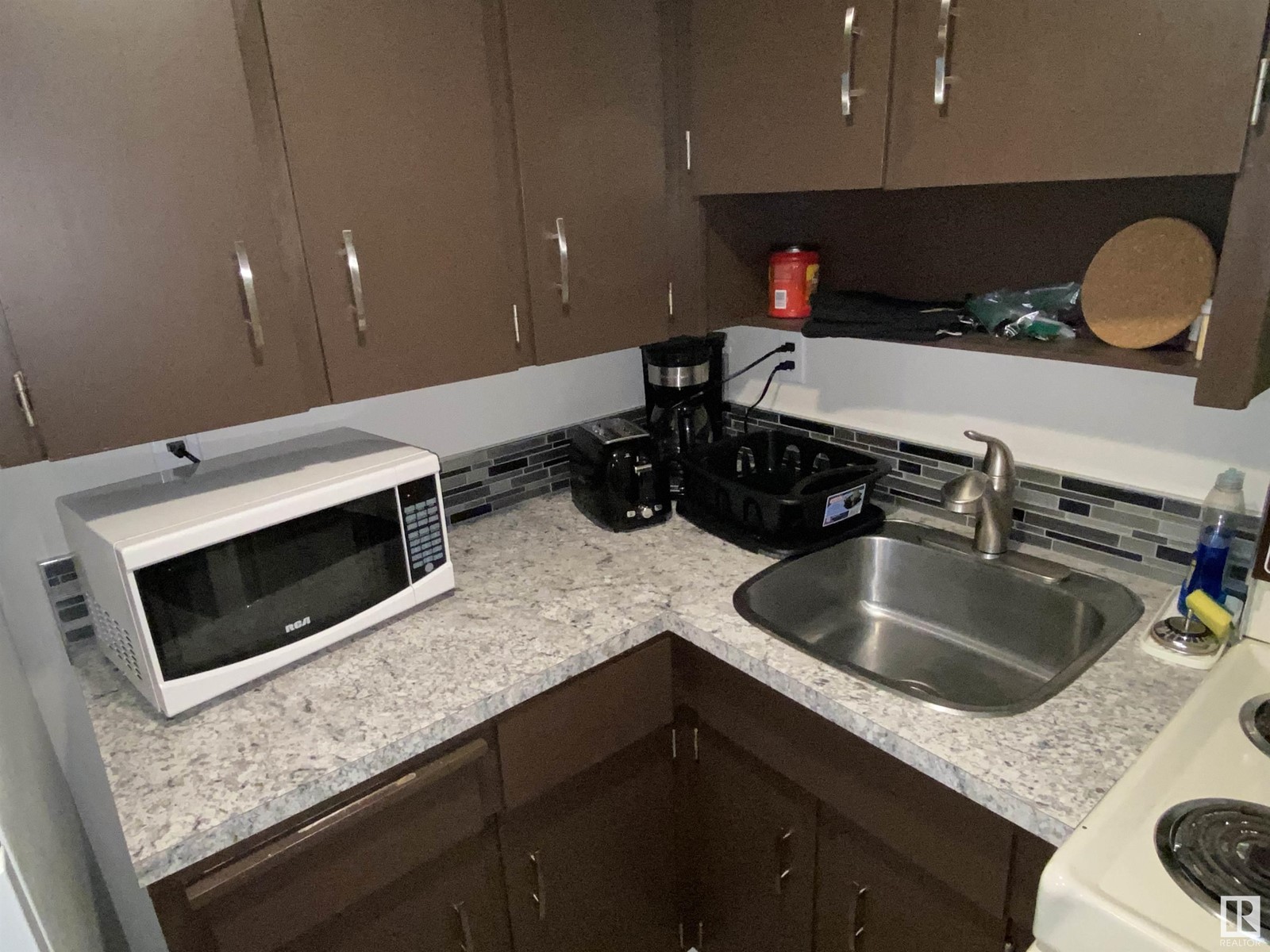 4943 Chalmers Av Property Photo 7