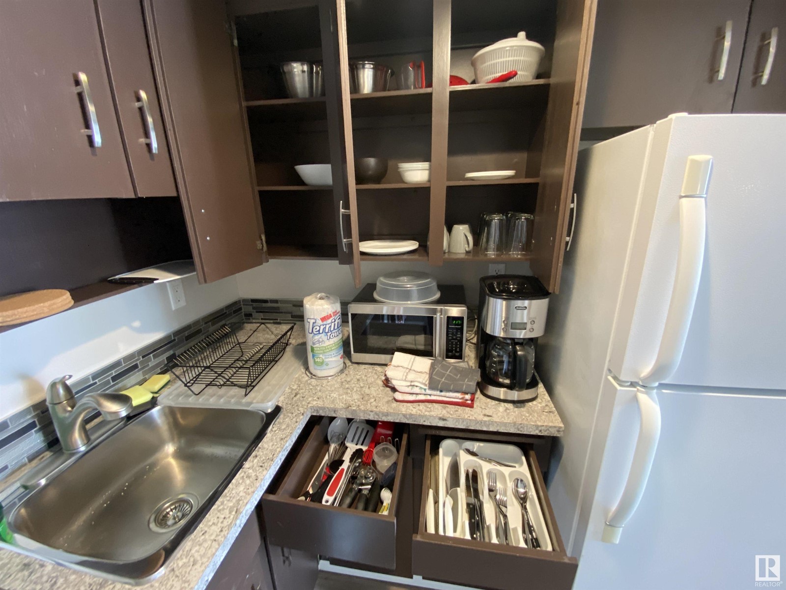 4943 Chalmers Av Property Photo 11