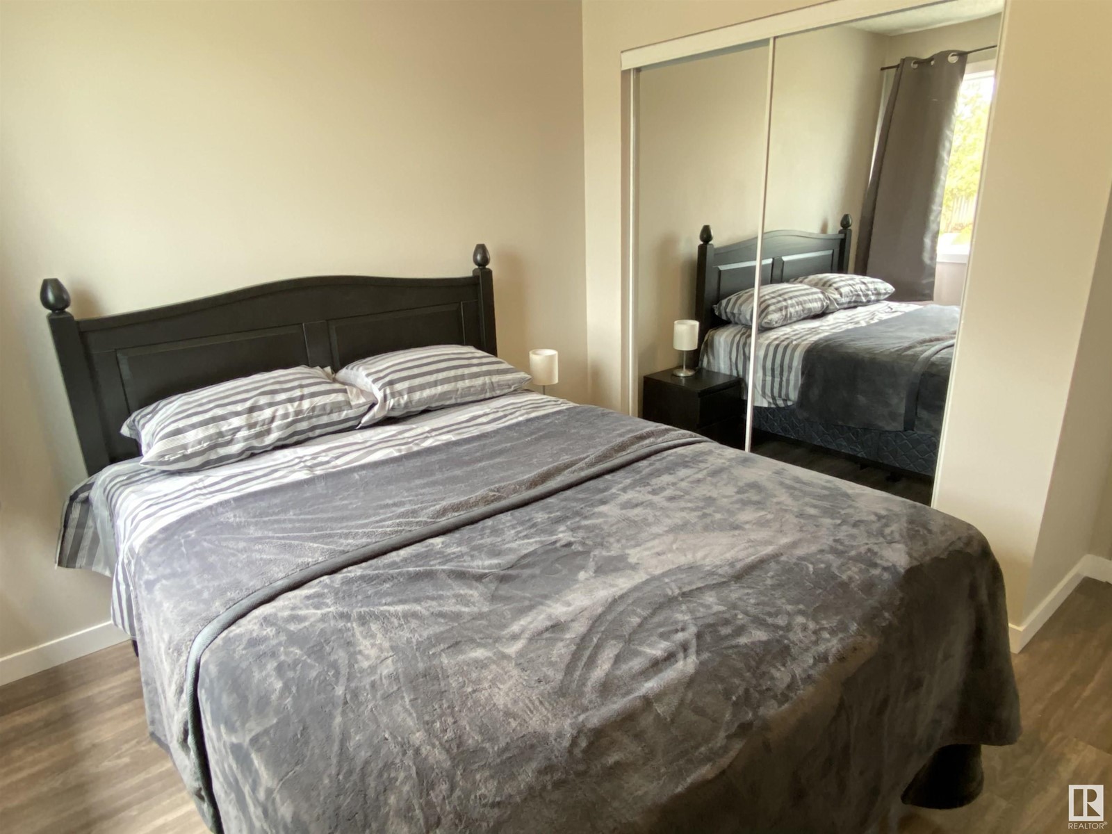 4943 Chalmers Av Property Photo 14