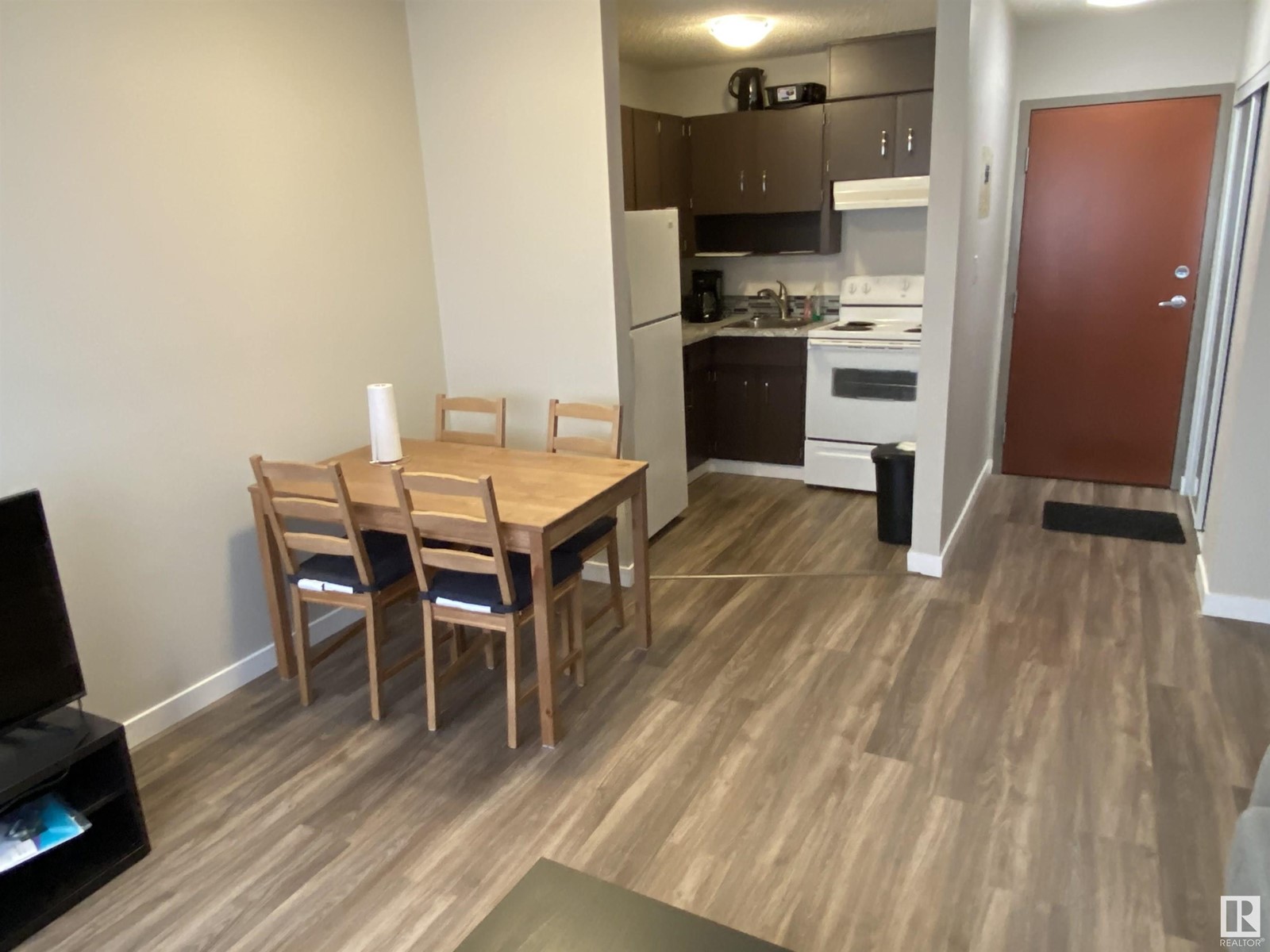 4943 Chalmers Av Property Photo 18
