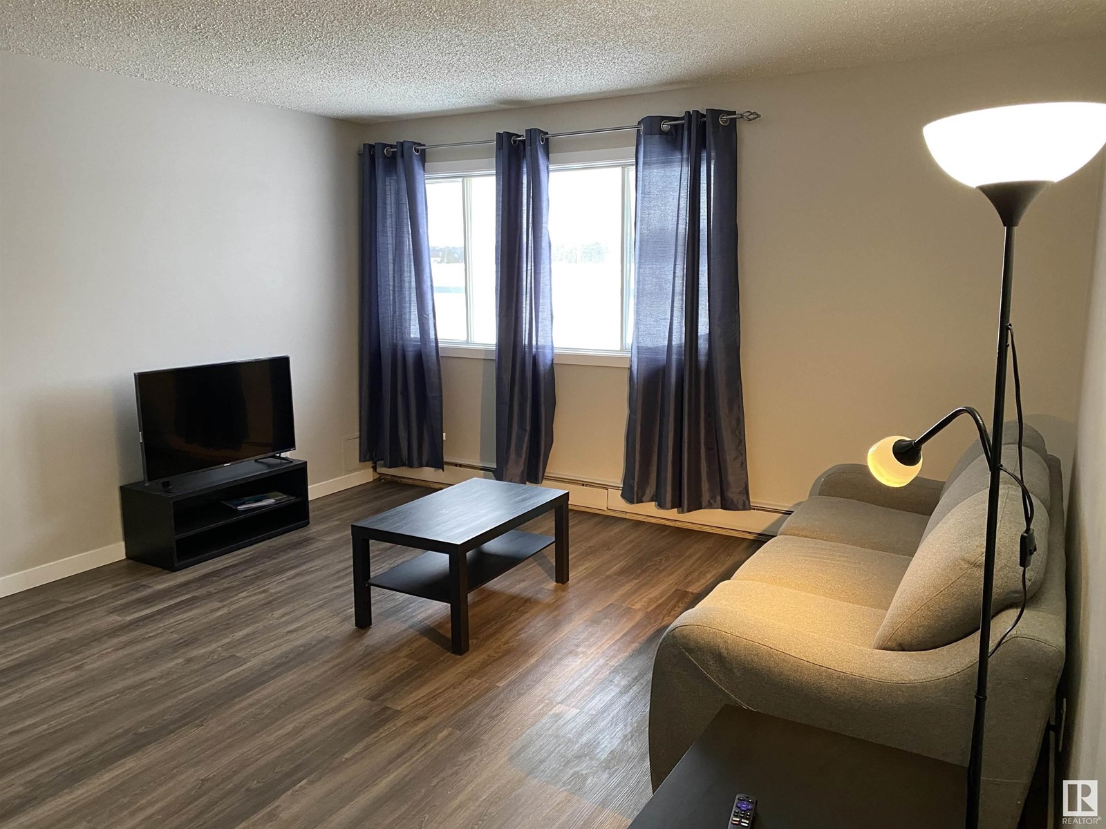4943 Chalmers Av Property Photo 19
