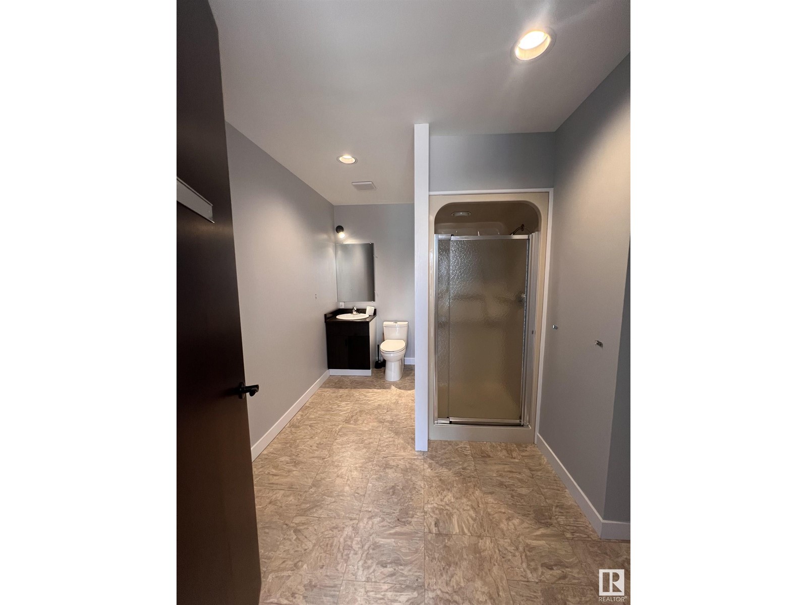 #202 95 Mcleod Avenue Property Photo 7
