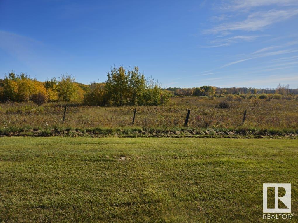 50 Street Property Photo 8