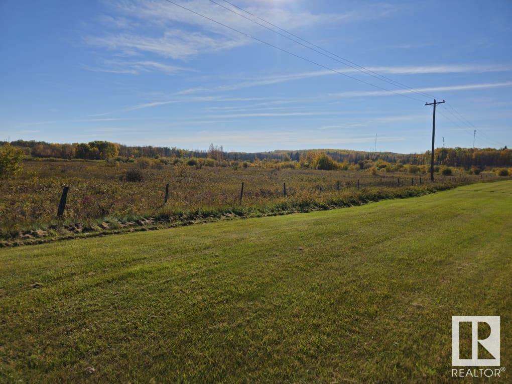 50 Street Property Photo 9