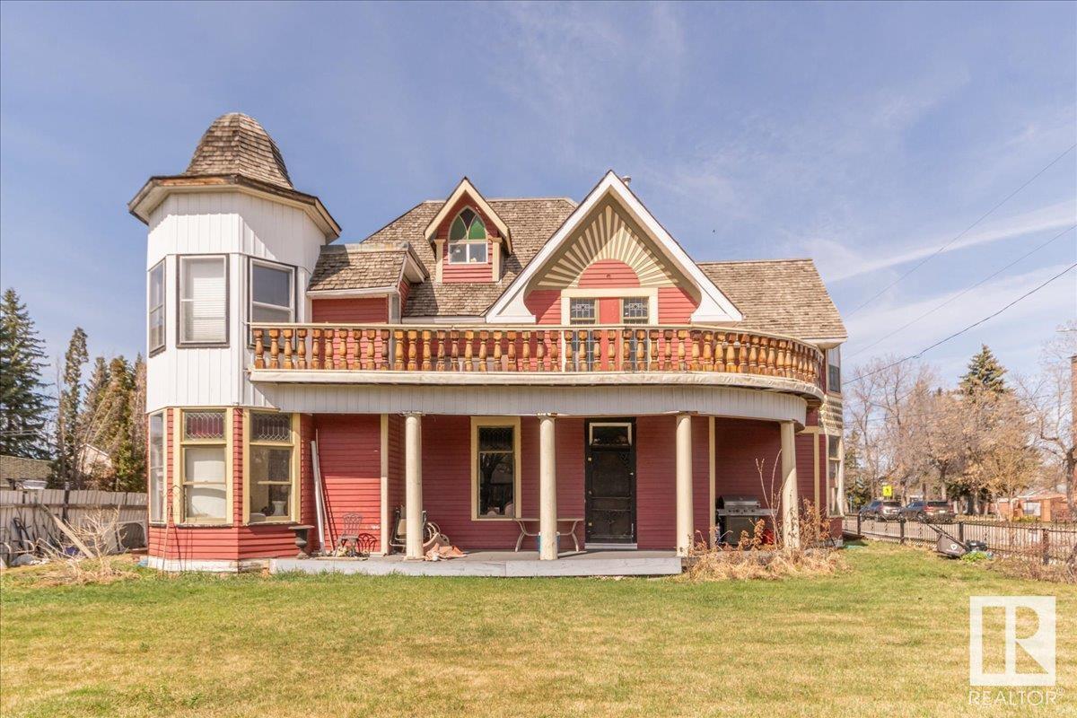 4518 51 Av Property Photo 4