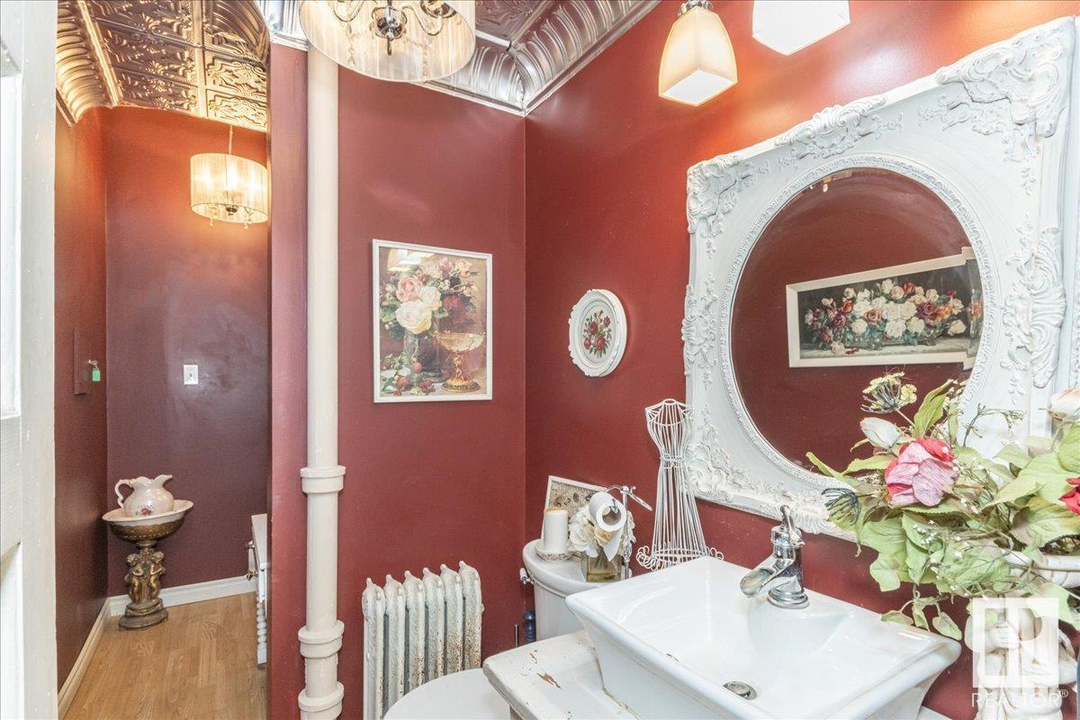 4518 51 Av Property Photo 19