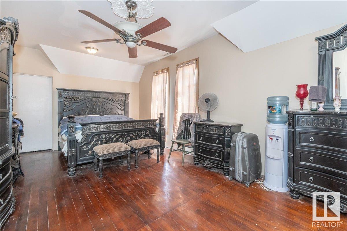 4518 51 Av Property Photo 23