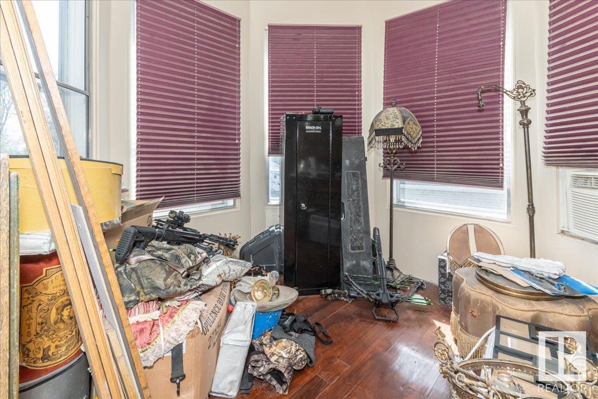 4518 51 Av Property Photo 25