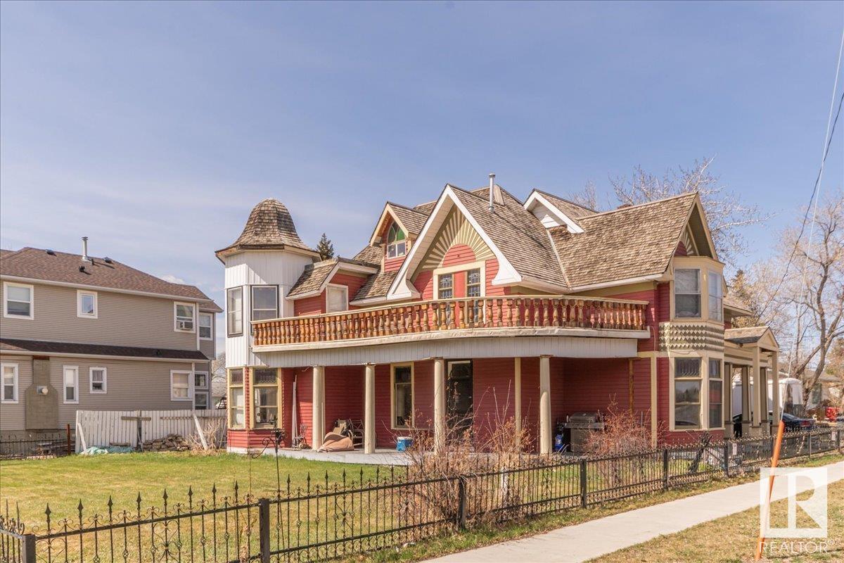 4518 51 Av Property Photo 37