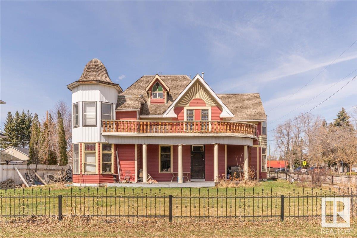 4518 51 Av Property Photo 38